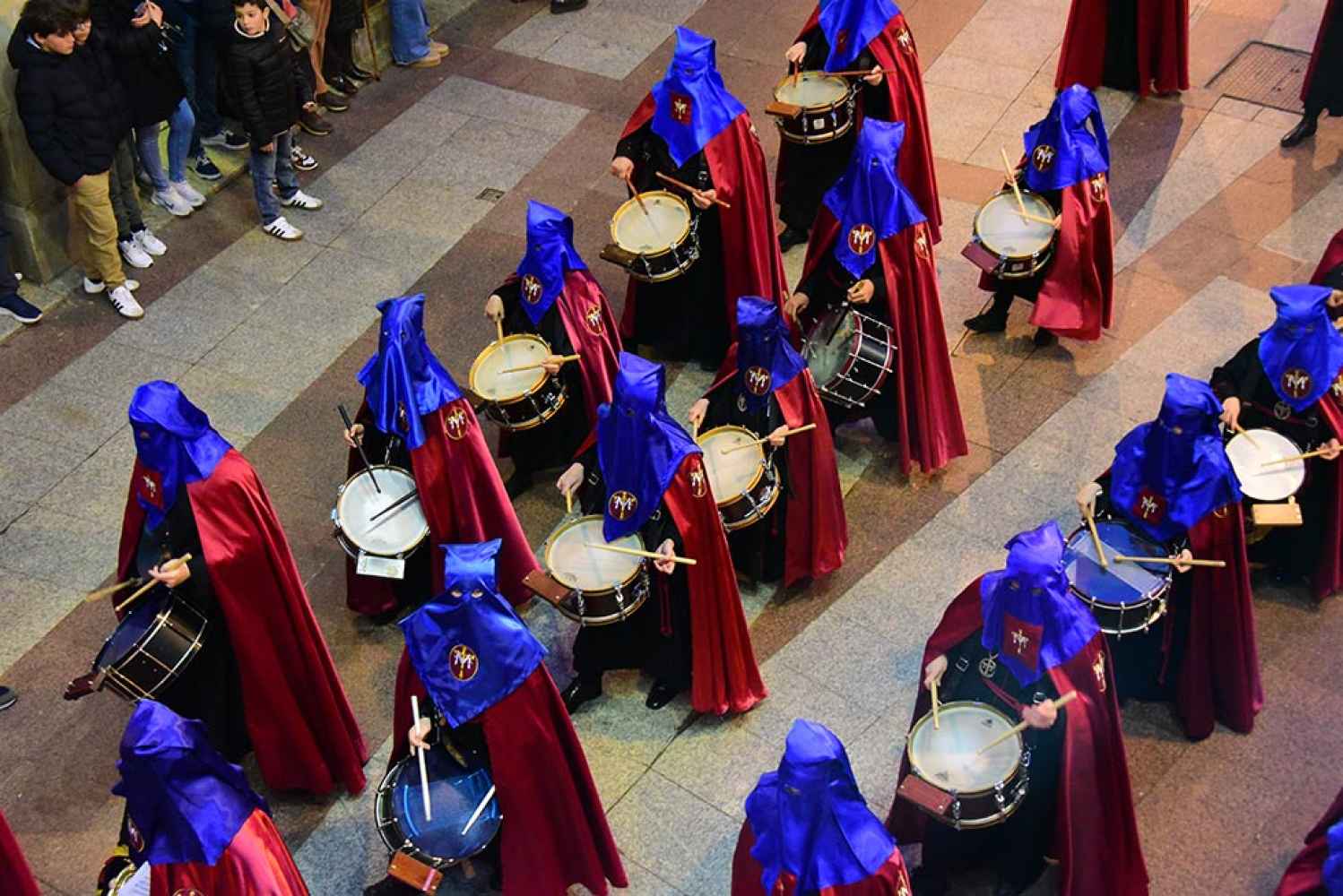 Procesión de la Cofradía de las Caídas de Jesús, en el Jueves Santo de Soria