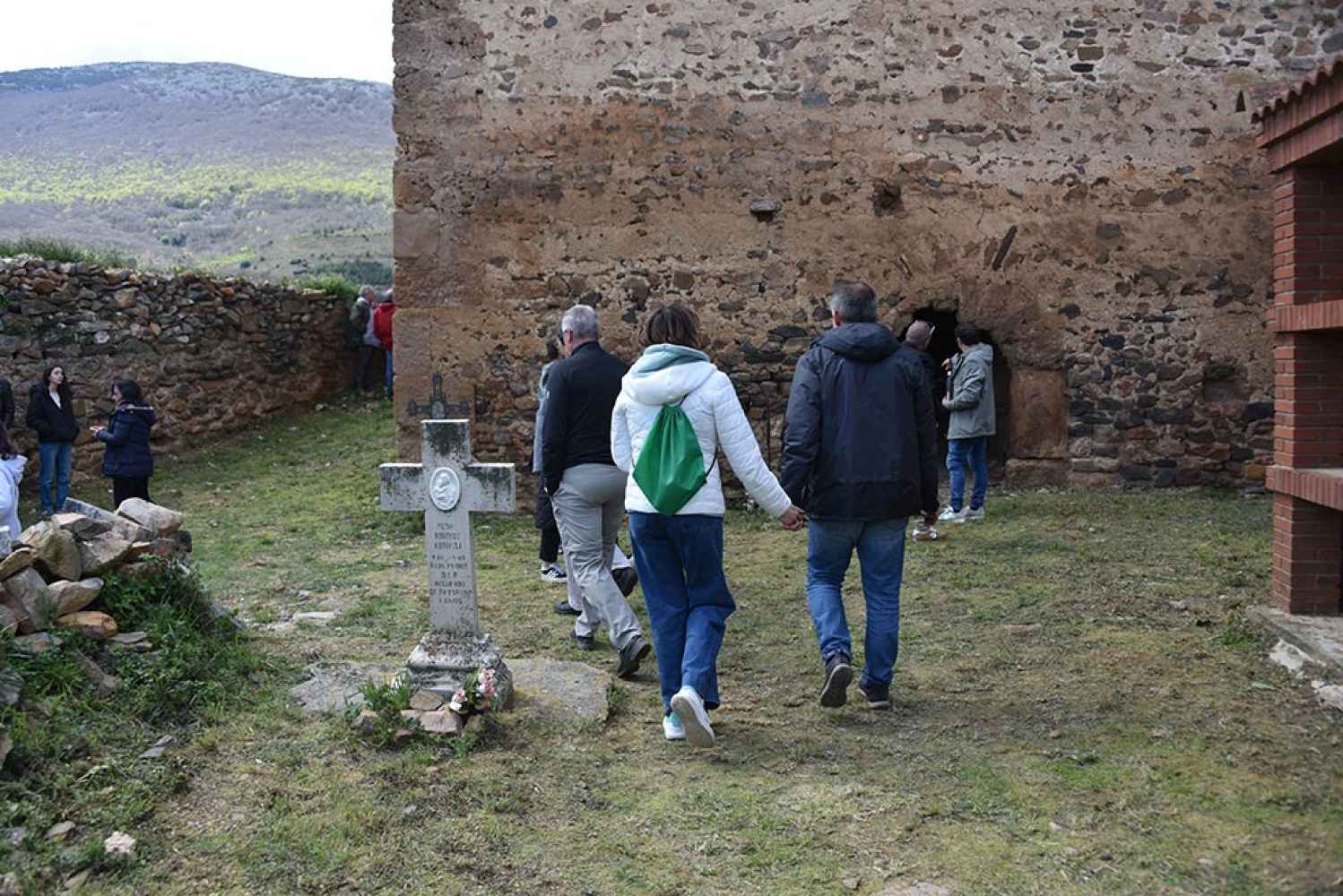 Vozmediano abre por primera vez al público el recinto del castillo