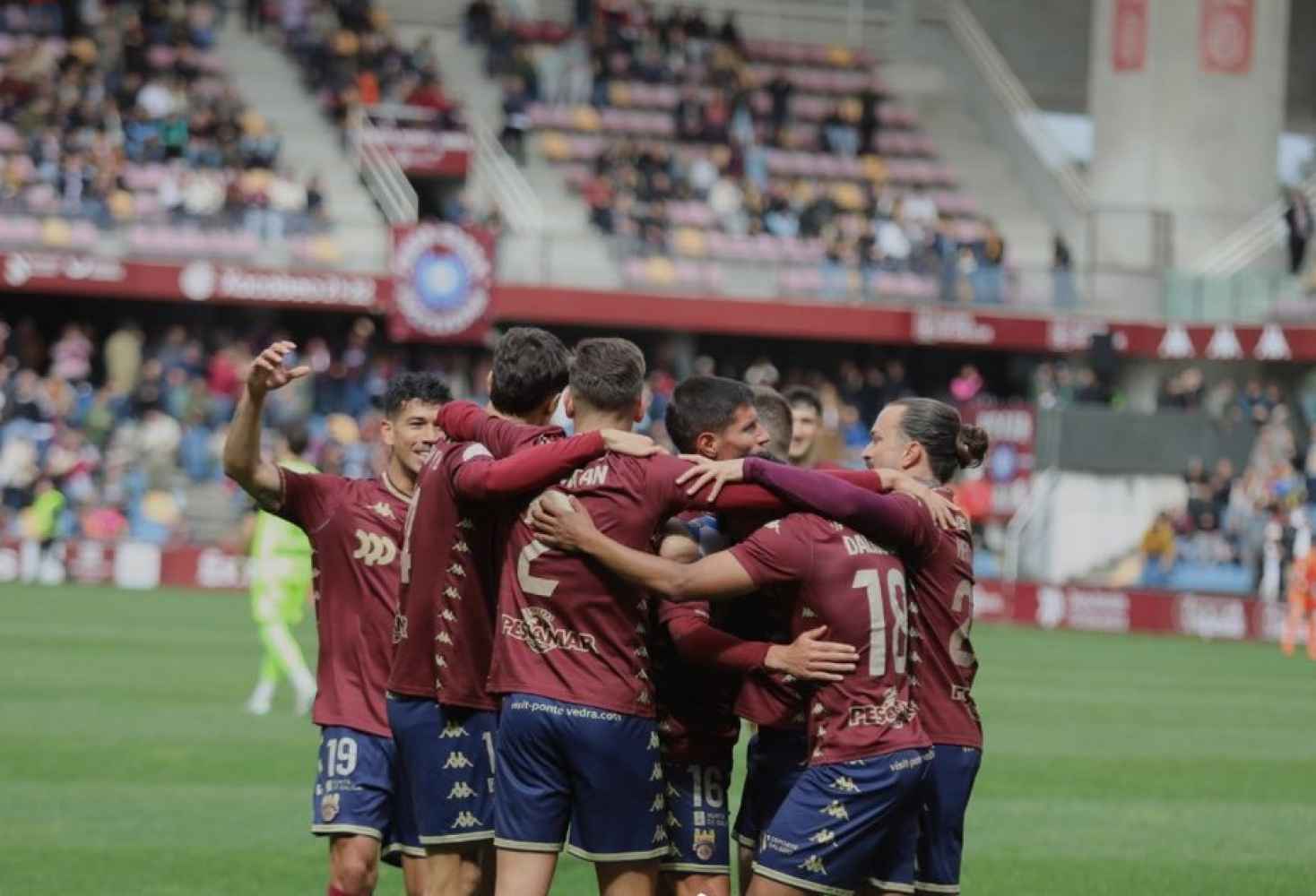 El Pontevedra CF, segundo equipo en conseguir ascenso a Primera RFEF