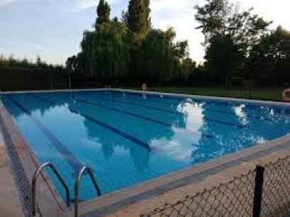 Almenar de Soria licita explotación del bar-restaurante de sus piscinas municipales Almenar de Soria licita explotación del bar-restaurante de sus piscinas municipales