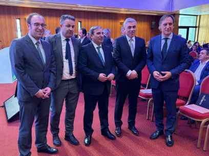La Junta visibiliza importancia del desarrollo del Corredor Atlántico para conexiones con Portugal La Junta visibiliza importancia del desarrollo del Corredor Atlántico para conexiones con Portugal