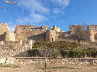 Campaña de micromecenazgo para salvar la muralla del castillo de Berlanga de Duero Campaña de micromecenazgo para salvar la muralla del castillo de Berlanga de Duero