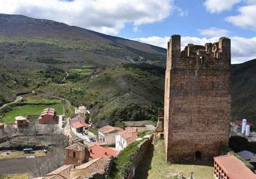 Vozmediano enseña su castillo