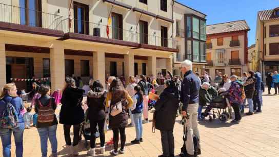 El Ayuntamiento de la Villa fomenta el interés por la lectura en el Día del Libro 