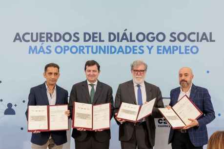 Mañueco sella cinco nuevos acuerdos con el Diálogo Social que movilizarán 2.100 millones