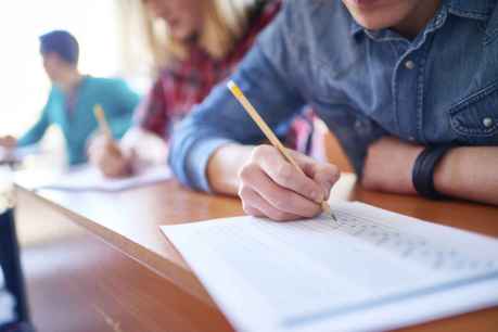 Abierta la convocatoria de becas y ayudas al estudio 2025-2026: requisitos y solicitud