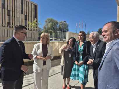 La Junta resalta colaboración con Galicia, ejemplo de "convivencia y política útil" La Junta resalta colaboración con Galicia, ejemplo de "convivencia y política útil"