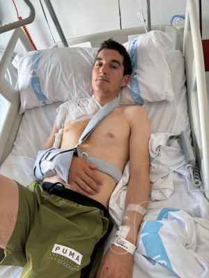 Dani Mateo se recupera de rotura de clavicula tras caerse de bicicleta
