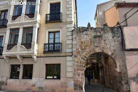 La Junta apoya con 20.000 euros la reactivación comercial de San Esteban de Gormaz La Junta apoya con 20.000 euros la reactivación comercial de San Esteban de Gormaz