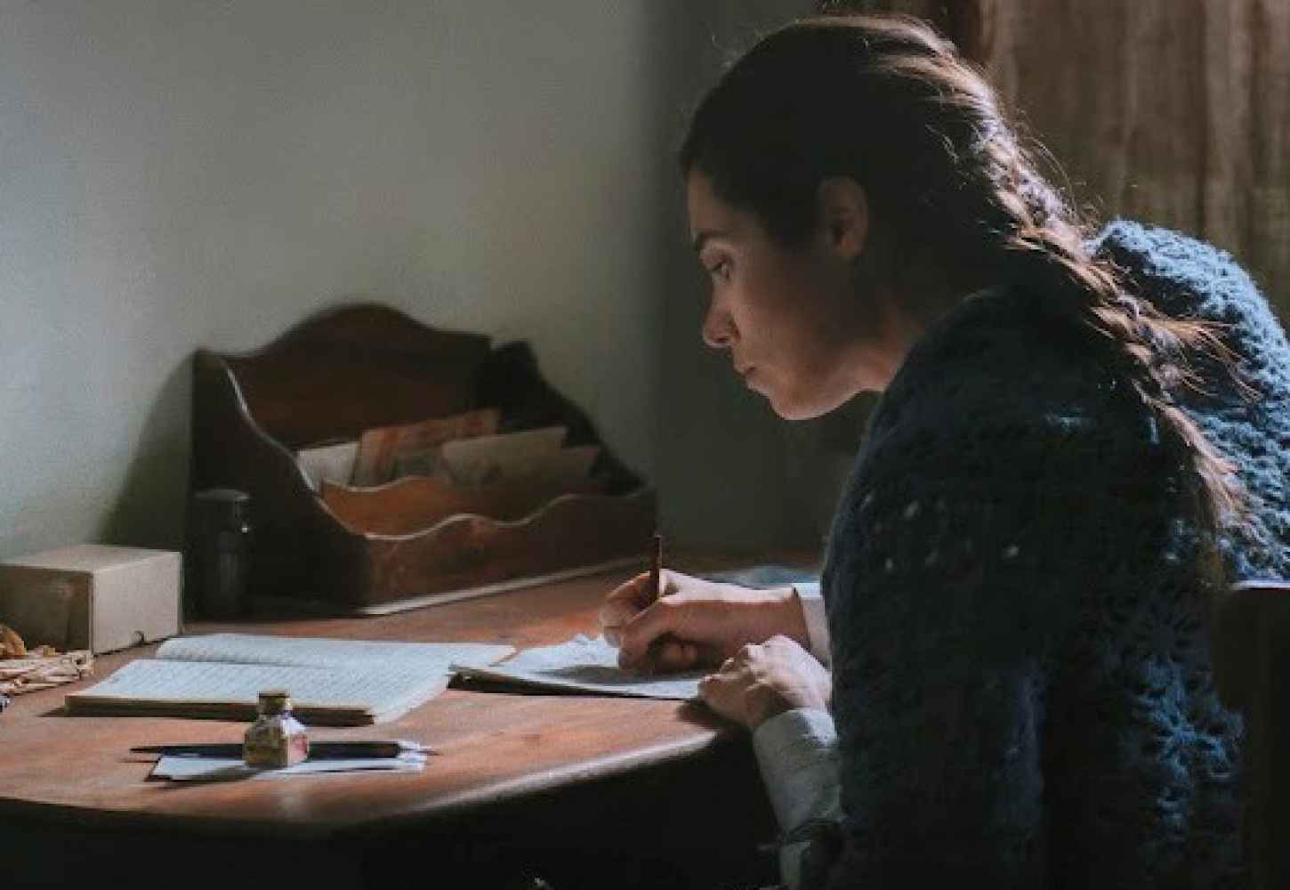 La adaptación de la novela "La Buena Letra" llega a cartelera de Cines Lara