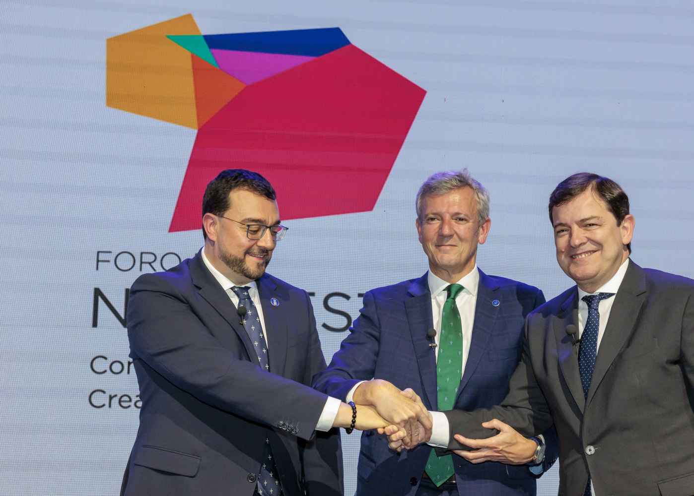 Mañueco urge al Gobierno a impulsar el Corredor Atlántico para vertebrar territorio