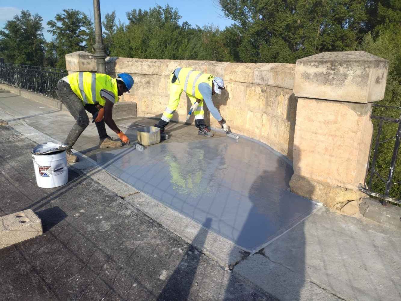 La Subdelegación emplaza al verano para finalizar obras del puente medieval