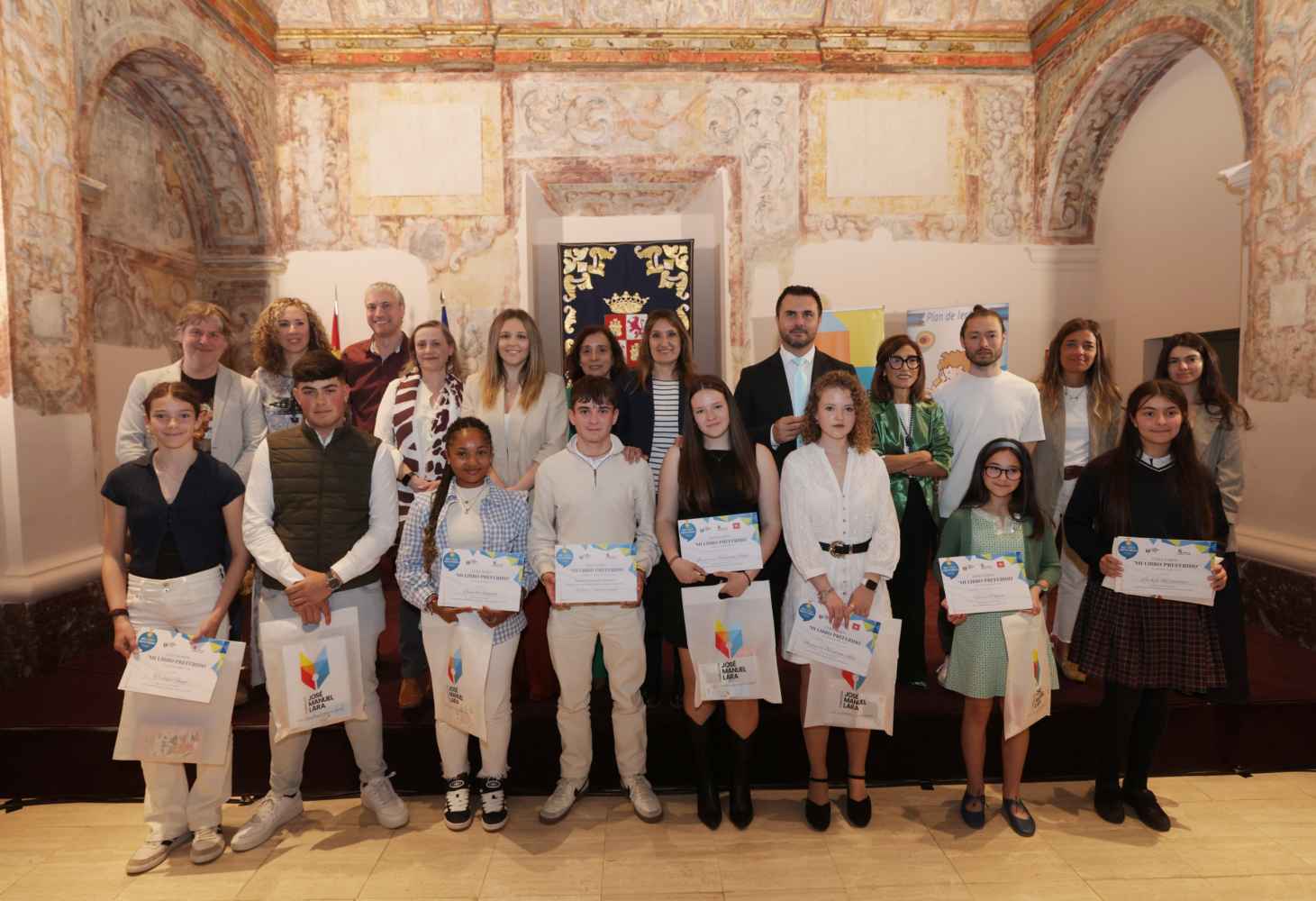 Ganadores de cuarta edición del certamen "Mi libro preferido", para fomentar la lectura entre escolares Ganadores de cuarta edición del certamen "Mi libro preferido", para fomentar la lectura entre escolares