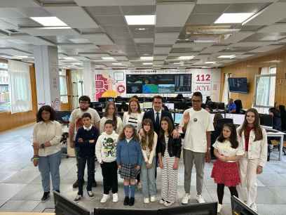 Casi 2.300 escolares, de 75 centros, participan en concurso "¿Qué es para ti el 1-1-2?" Casi 2.300 escolares, de 75 centros, participan en concurso "¿Qué es para ti el 1-1-2?"