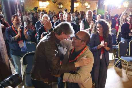 El PSOE de Soria reelige por unanimidad, para secretario general, a Luis Rey El PSOE de Soria reelige por unanimidad, para secretario general, a Luis Rey