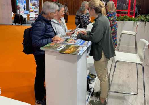 Diputación de Soria fideliza el turista vasco en la Feria Expovacaciones 