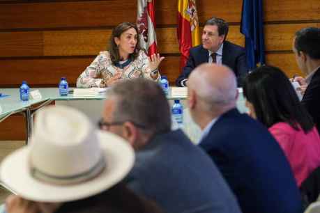 La Junta afronta situación arancelaria con las denominaciones de origen del vino en Castilla y León La Junta afronta situación arancelaria con las denominaciones de origen del vino en Castilla y León