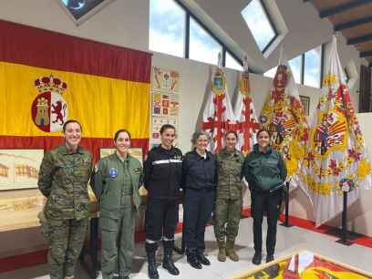 Medio millar de alumnos asisten en Soria a charlas sobre Fuerzas Armadas y Guardia Civil