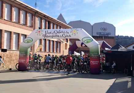 Un centenar de corredores participan en V San Leonardo Bike Race Un centenar de corredores participan en V San Leonardo Bike Race