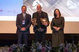 Librería Las Heras recoge el distintivo de Comercio Emblemático de Castilla y León