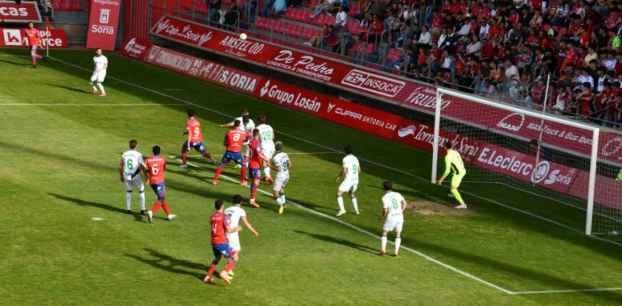 El Numancia agota las entradas para el partido de vuelta en Los Pajaritos frente al Teruel