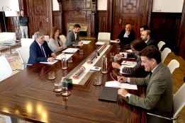 La Junta exige a Renfe dar marcha atrás en decisión de suprimir paradas en Castilla y León 