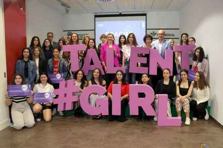 El programa "Stem Talent Girl" cierra séptima edición con más alumnas que rompen estereotipo de género El programa "Stem Talent Girl" cierra séptima edición con más alumnas que rompen estereotipo de género