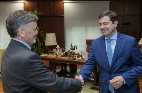 Los empadronados en Castilla y León viajarán gratis en transporte que dependa de la Junta Los empadronados en Castilla y León viajarán gratis en transporte que dependa de la Junta