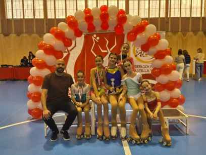 Soria acoge el VI Trofeo Federación y Campeonato de Castilla y León de patinaje artístico Soria acoge el VI Trofeo Federación y Campeonato de Castilla y León de patinaje artístico