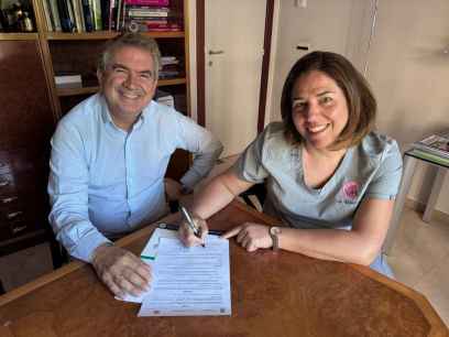 Clínica Dental Virginia Sanz y FSIE Soria firman acuerdo de colaboración Clínica Dental Virginia Sanz y FSIE Soria firman acuerdo de colaboración