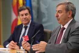 La Junta establece gratuidad general del transporte público por carretera para empadronados en Comunidad