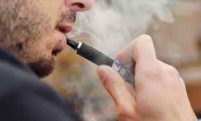 La AECC de Soria pide alejar las marcas de nuevos productos de tabaco del ocio juvenil