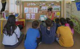 La Junta incrementa presupuesto para crear bibliotecas escolares más diversas y polivalentes 