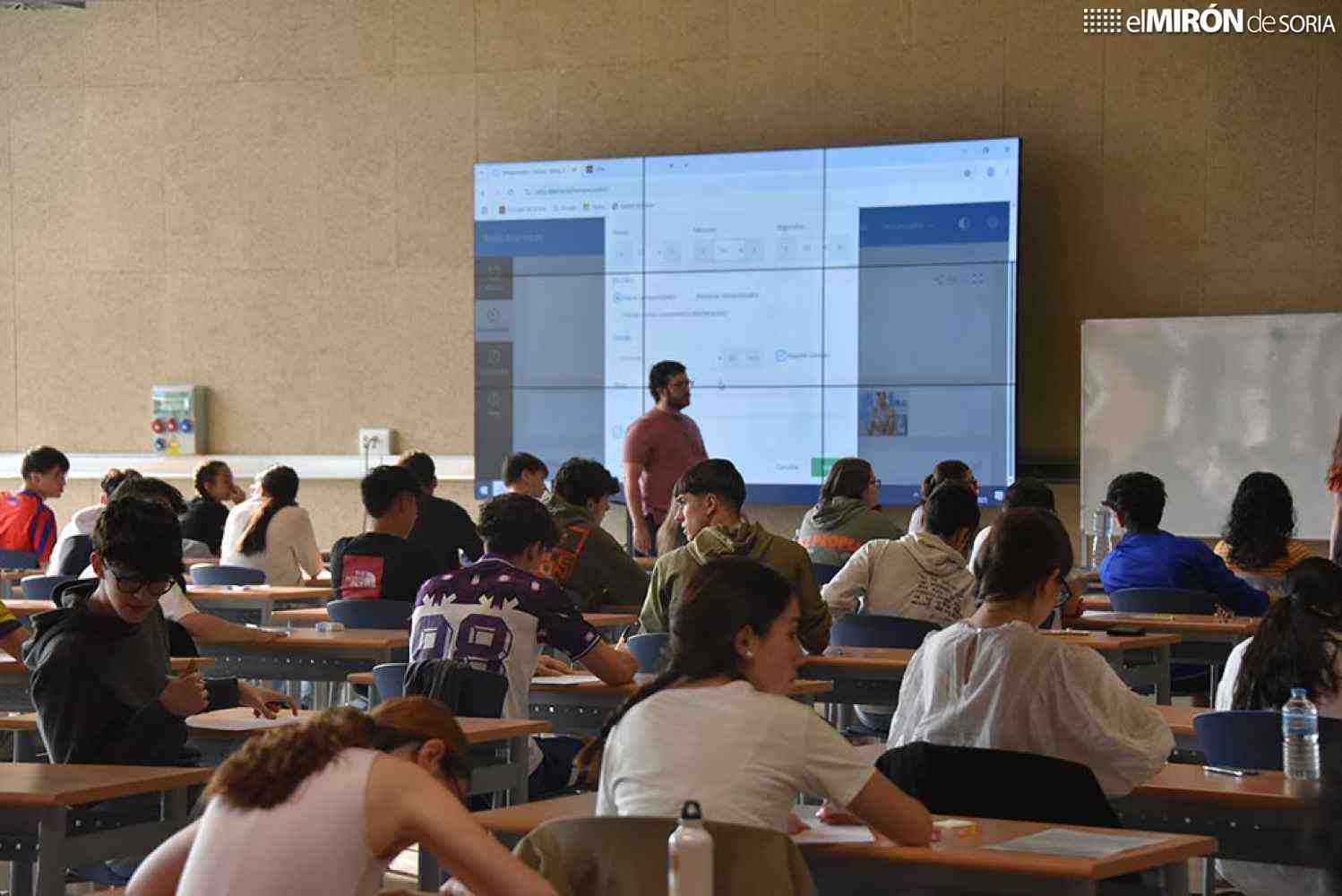 Casi 900 estudiantes de UVá, en convocatoria extraordinaria de PAU