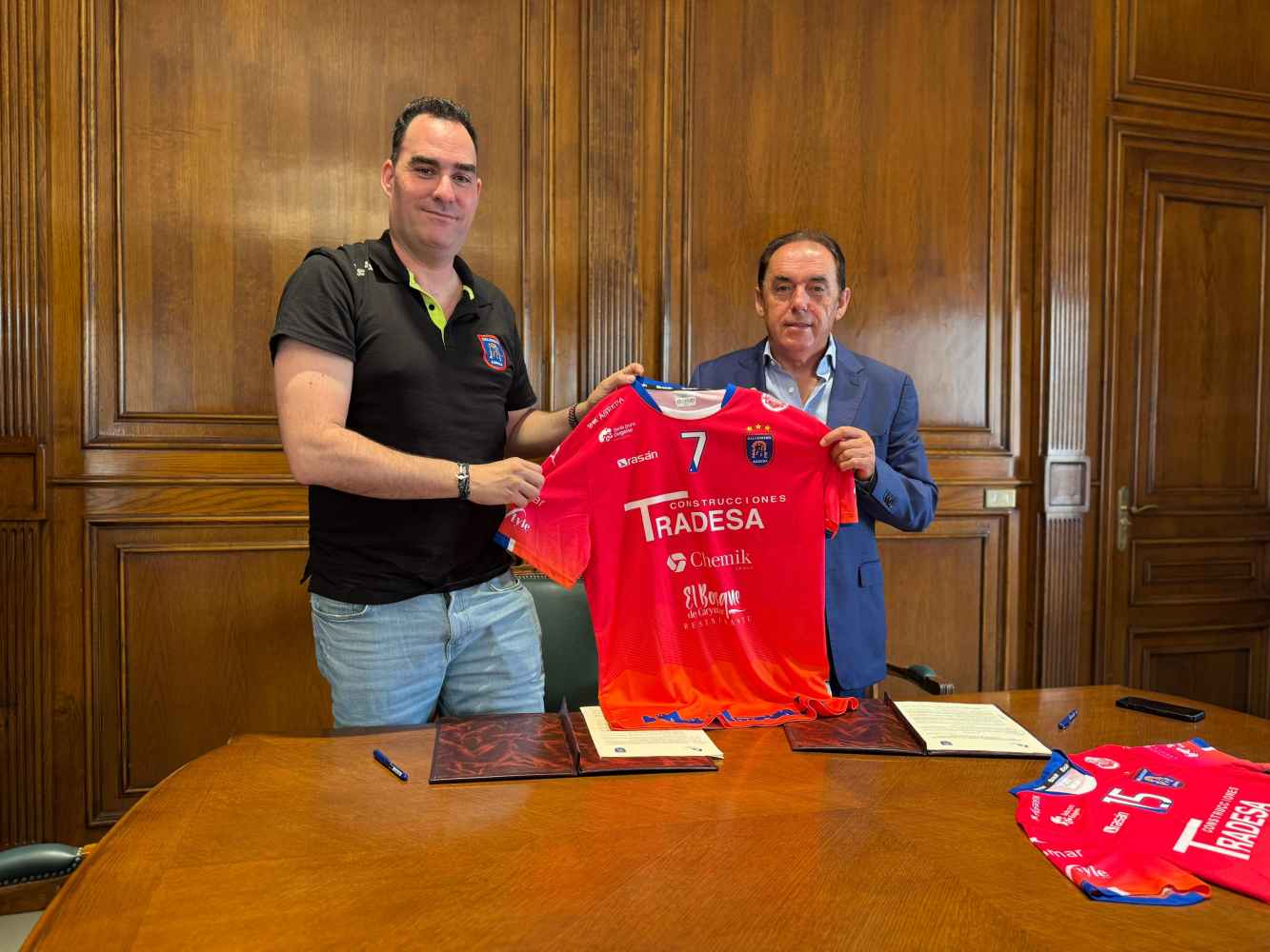Diputación firma primer convenio con el Club Balonmano Ágreda Diputación firma primer convenio con el Club Balonmano Ágreda