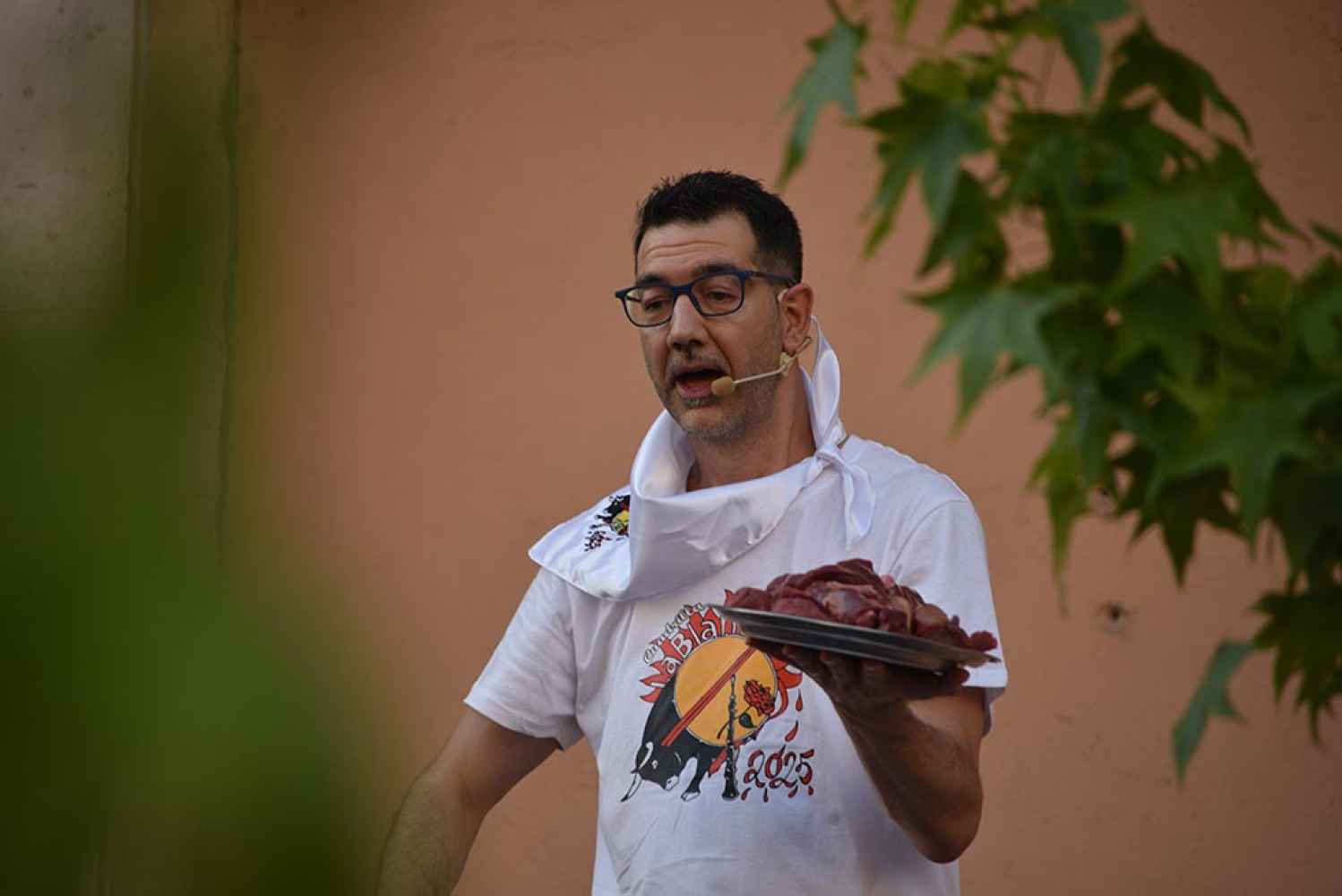 Las subastas más divertidas, la de los Agés, en las fiestas de San Juan