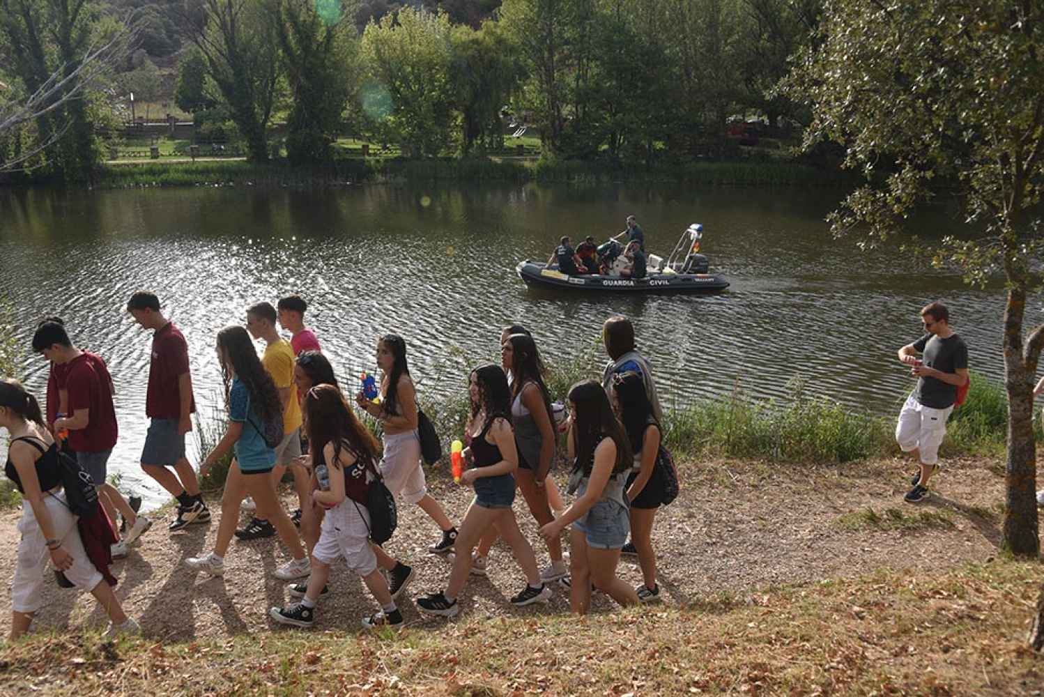 Merienda de las Bailas junto al río Duero, en Soria