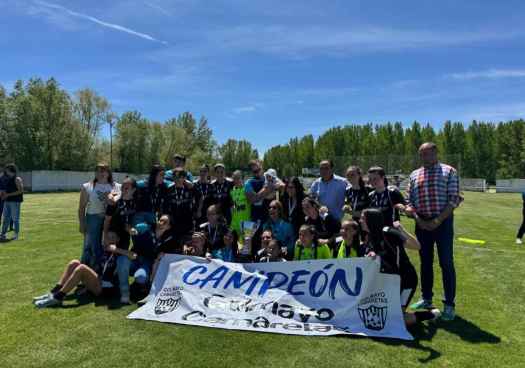 La revolución femenina del Camaretas: el grupo dispar que representa el avance del fútbol femenino.