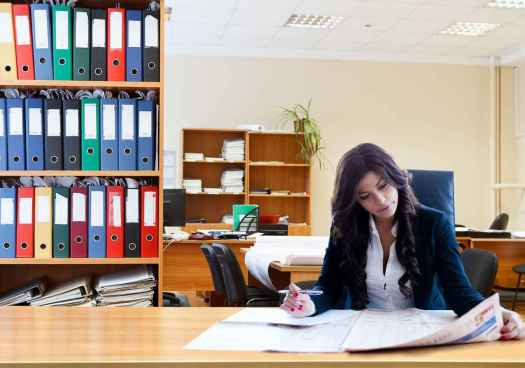 Brecha salarial y escasa presencia femenina en la dirección, asignaturas pendientes en empresas españolas