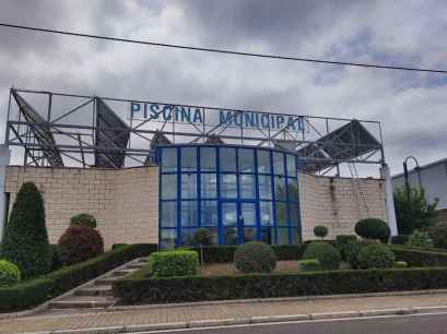 La piscina climatizada de El Burgo cierra temporada con 12.766 usuarios  