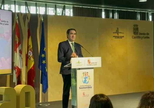 La Junta reclama al Gobierno más financiación y acción coordinada a favor del reto demográfico 