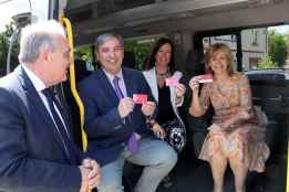 La Junta instala 377 paradas inteligentes del transporte público en toda la Comunidad