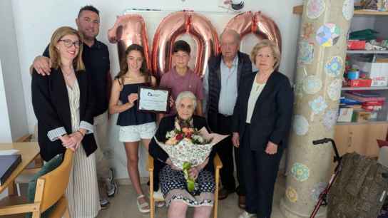 Trinidad García. de Alaló, celebra su centenario en Matamala de Almazán Trinidad García. de Alaló, celebra su centenario en Matamala de Almazán