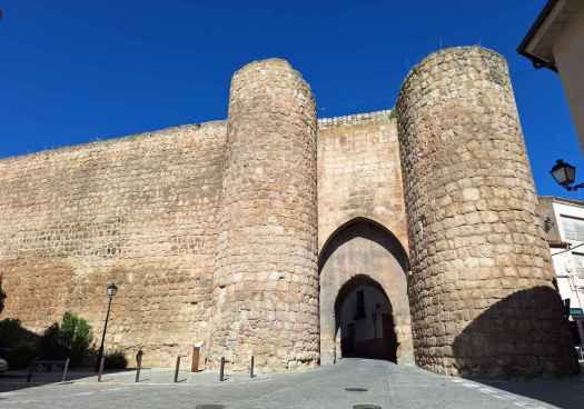 El pleno de Almazán da cuenta de nuevo proyecto para restaurar muralla