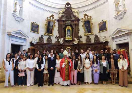 Treinta y siete adultos de la provincia se confirman en la Catedral burgense