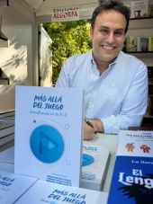 Fernando Boillos firma “Más allá del juego