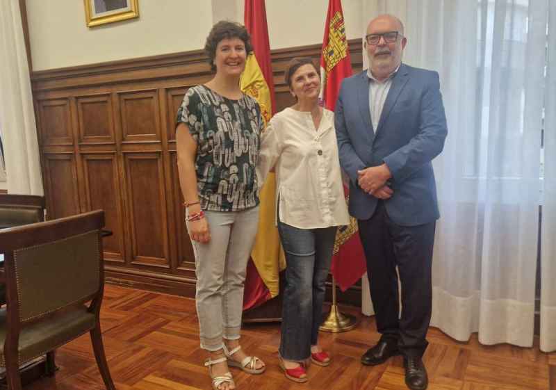 Teresa Aparicio se jubila como gestora procesal a Victimas del Delito en los Juzgados de Soria 