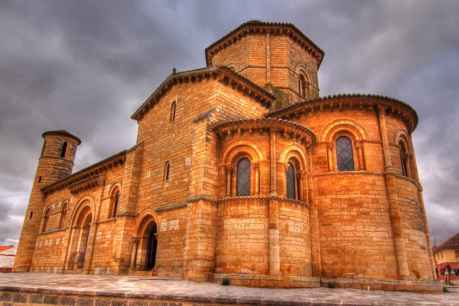 La Junta promueve turismo en Camino de Santiago Francés con apertura de 41 monumentos 