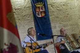 Mañueco anuncia premio autonómico anual para ensalzar los valores del folklore