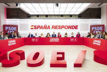 Golpe a la dignidad de los españoles, a la Constitución, a la judicatura y al Estado Golpe a la dignidad de los españoles, a la Constitución, a la judicatura y al Estado
